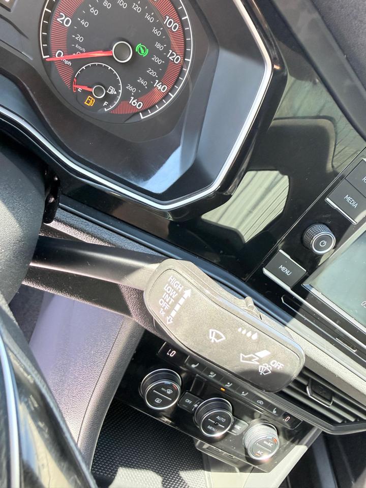Volkswagen Jetta R-Line Auto 2021