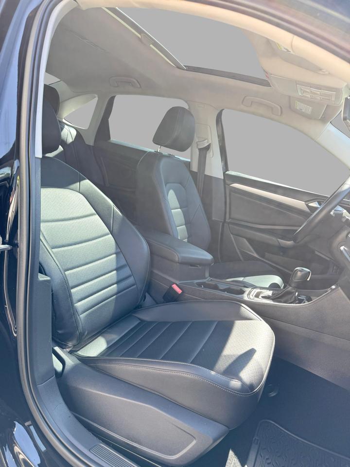 Volkswagen Jetta R-Line Auto 2021