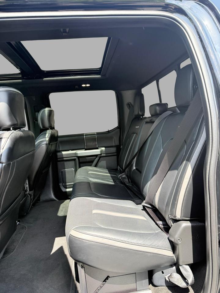 Ford Super Duty F-450 DRW Platinum 4WD Crew Cab 8' Box 2018