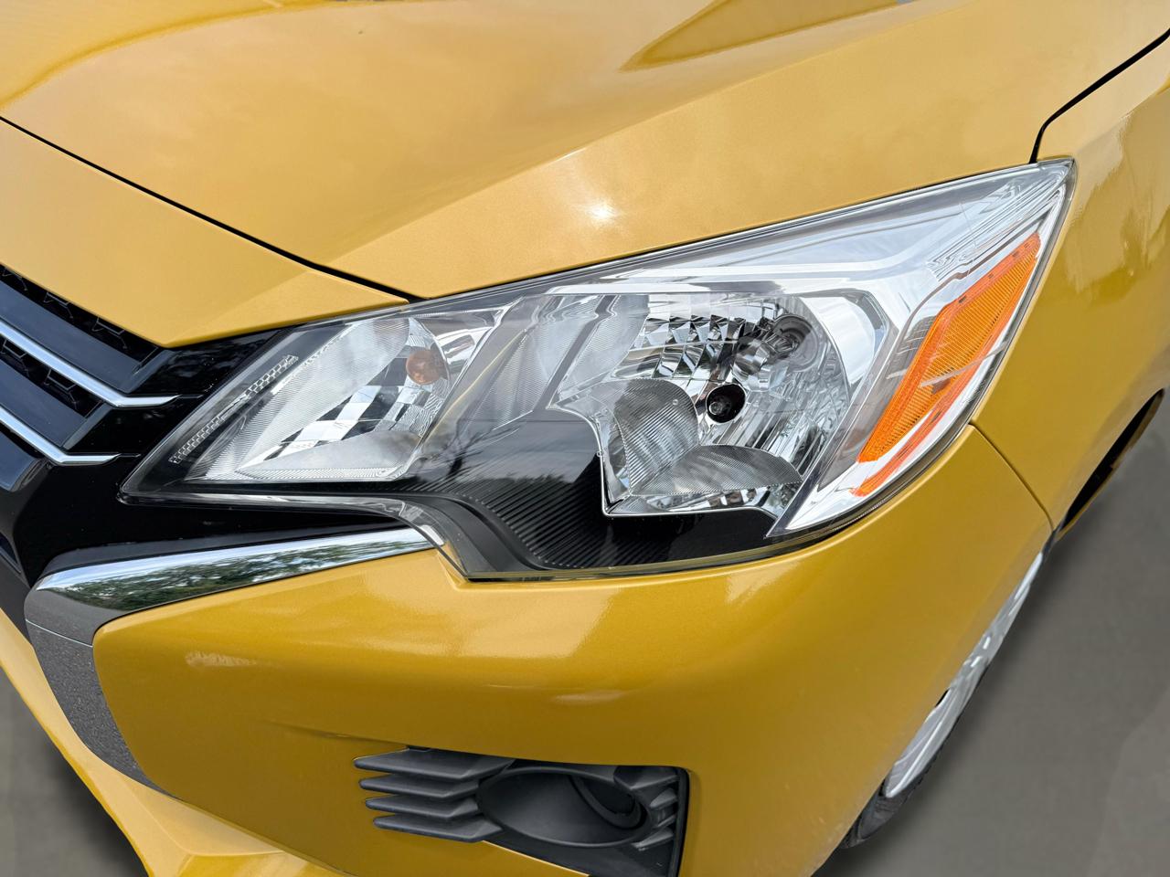 Mitsubishi Mirage ES CVT 2024