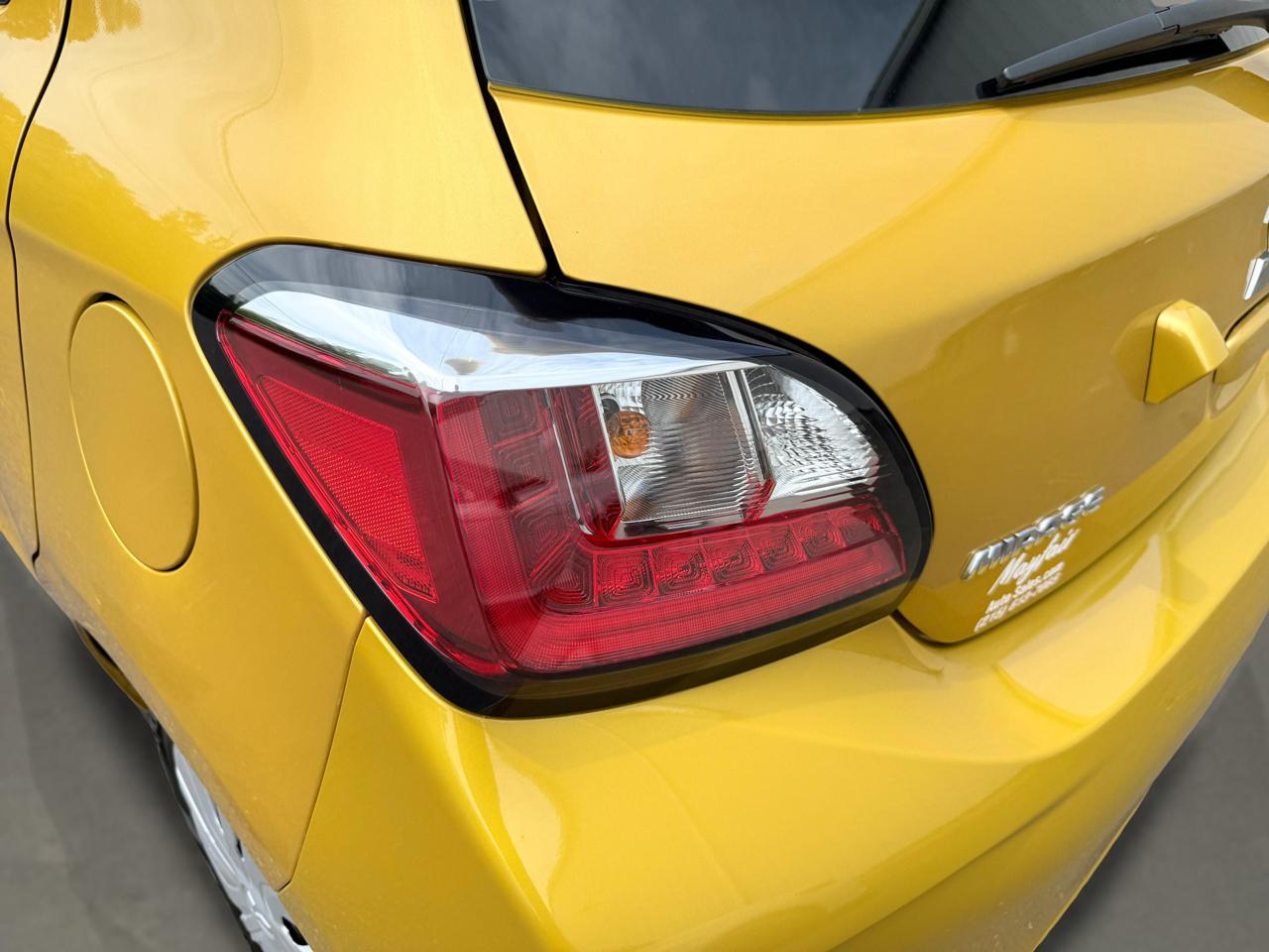 Mitsubishi Mirage ES CVT 2024