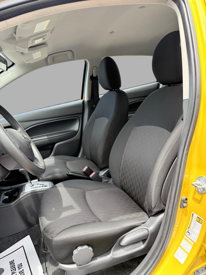 Mitsubishi Mirage ES CVT 2024