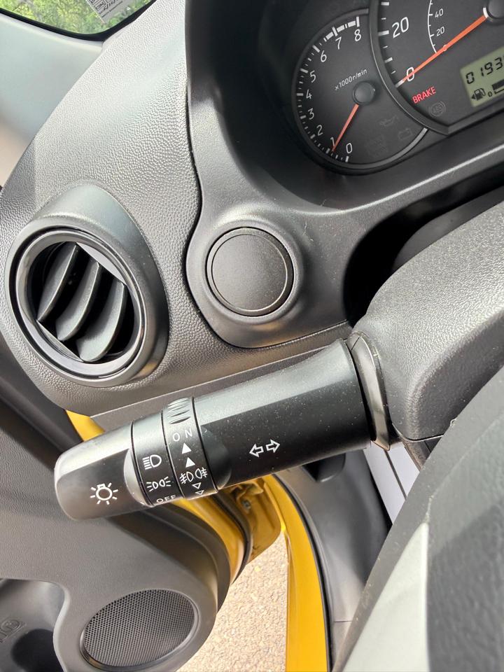 Mitsubishi Mirage ES CVT 2024