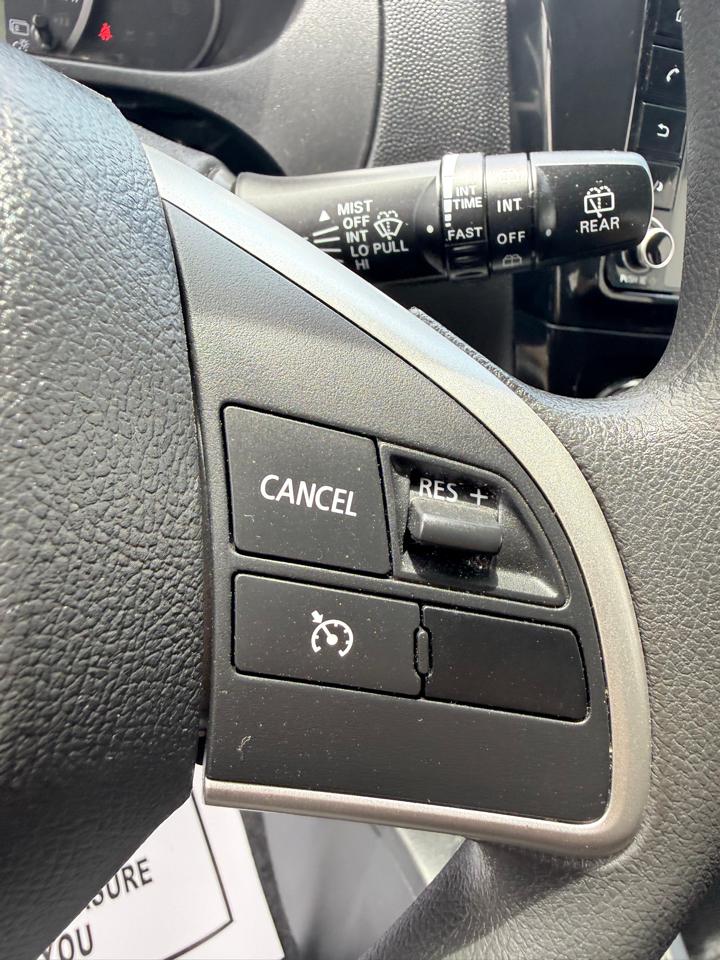 Mitsubishi Mirage ES CVT 2024