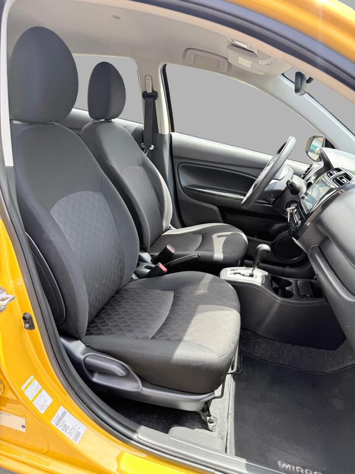 Mitsubishi Mirage ES CVT 2024