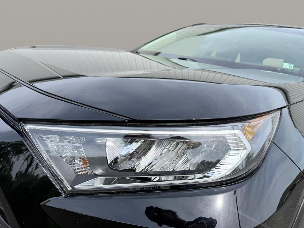Toyota RAV4 XLE AWD (Natl) 2019