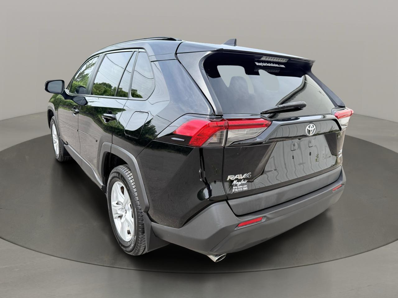 Toyota RAV4 XLE AWD (Natl) 2019