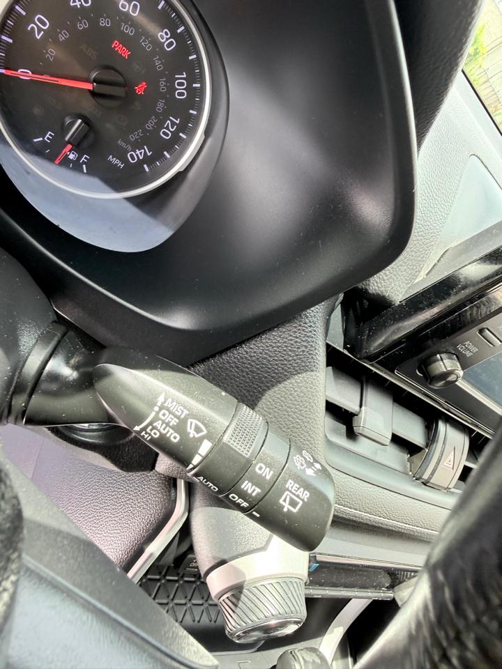 Toyota RAV4 XLE AWD (Natl) 2019