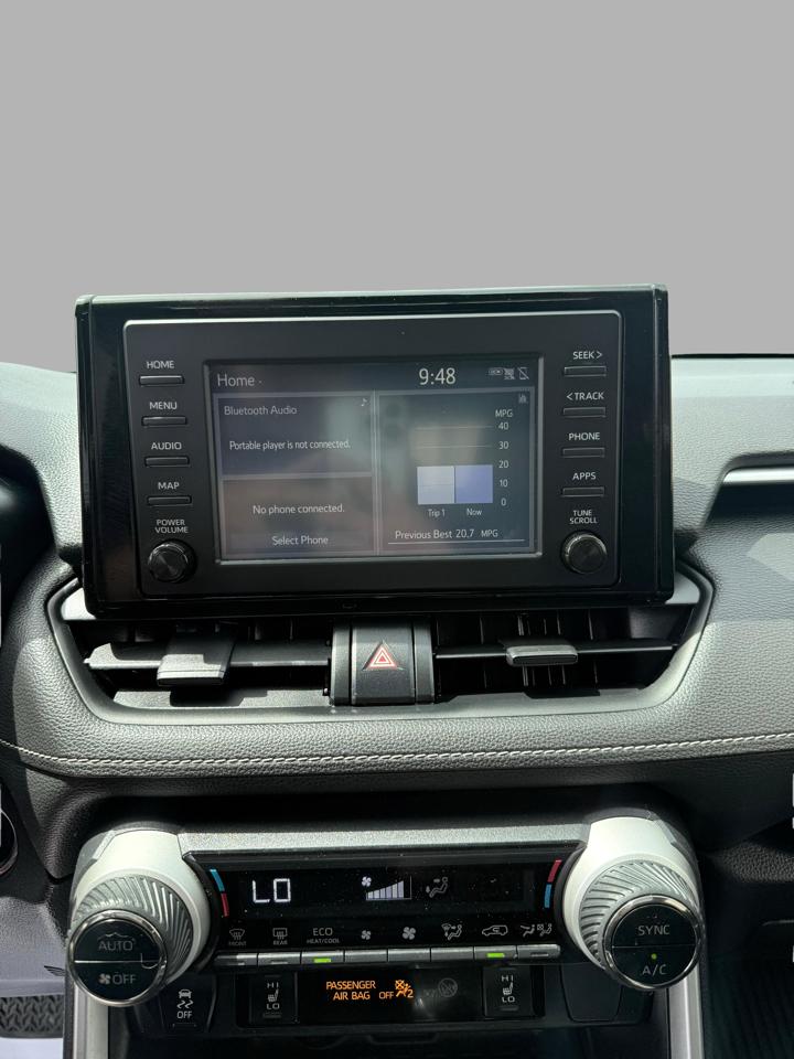 Toyota RAV4 XLE AWD (Natl) 2019