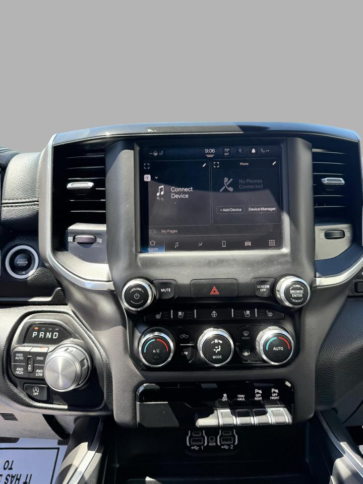 RAM 1500 Laramie 4x4 Crew Cab 5'7" Box 2022