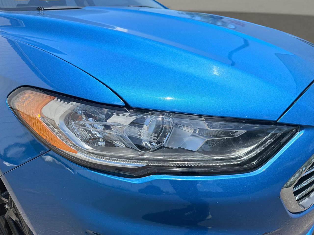 Ford Fusion SE FWD 2020