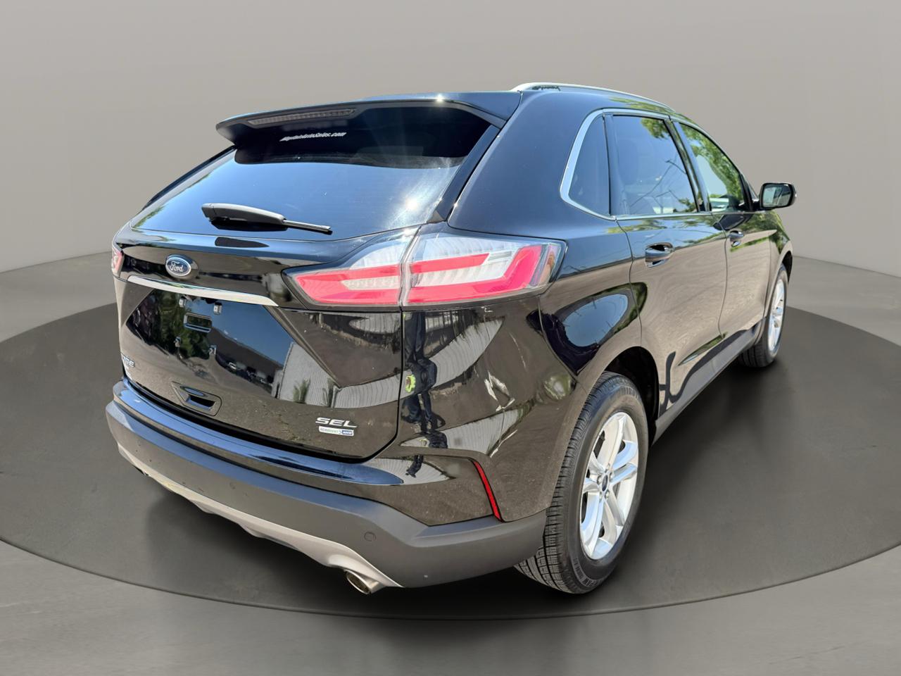 Ford Edge SEL Plus 4D SUV AWD 2020