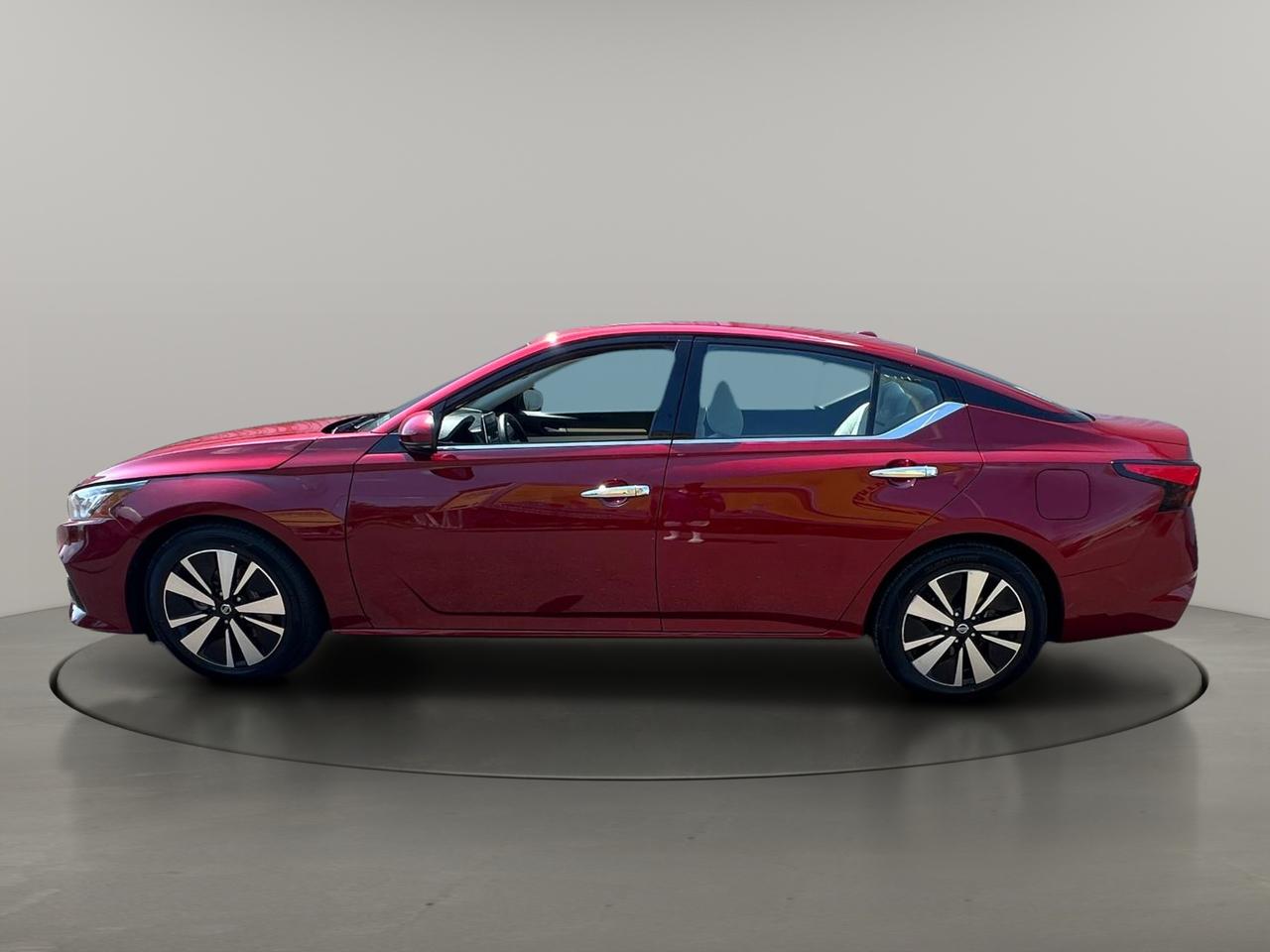 Nissan Altima 2.5 SV Sedan 2020