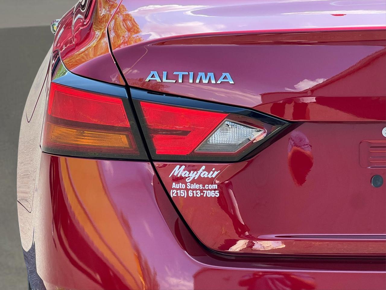 Nissan Altima 2.5 SV Sedan 2020