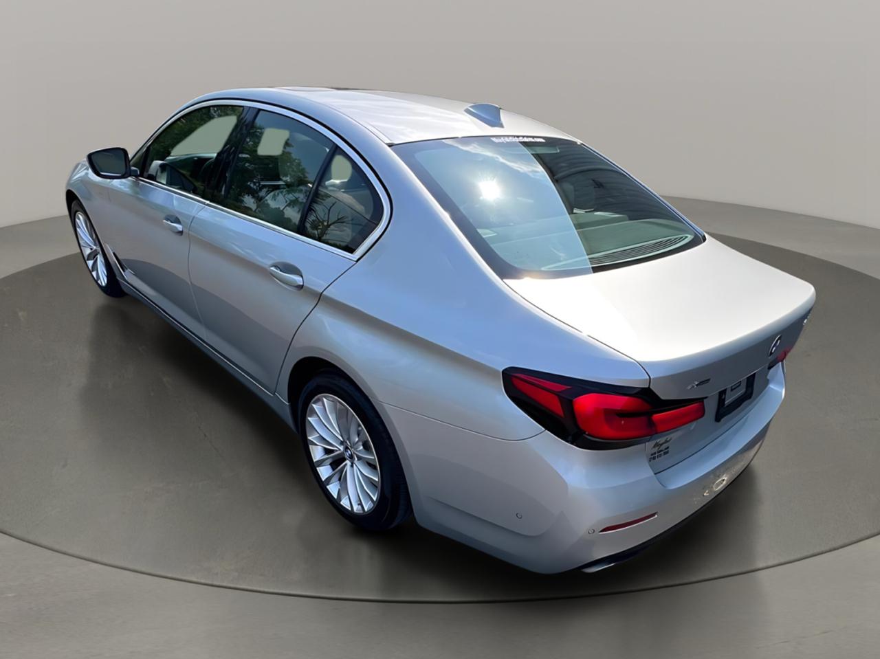 BMW 5 Series 530i xDrive Sedan 2021