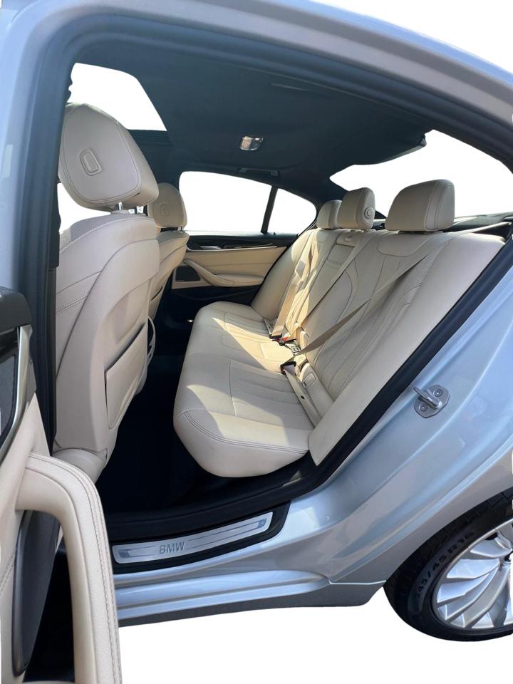 BMW 5 Series 530i xDrive Sedan 2021