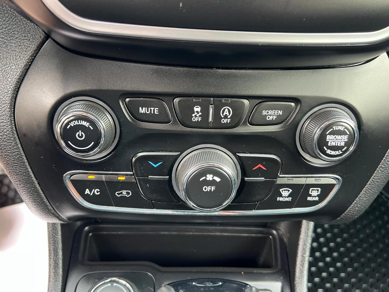 Jeep Cherokee Altitude 4x4 2019
