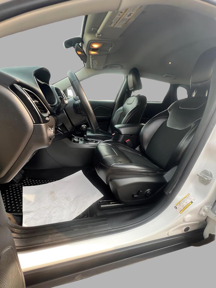 Jeep Cherokee Altitude 4x4 2019
