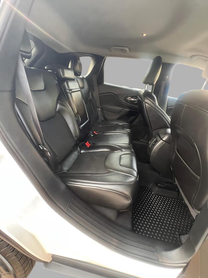 Jeep Cherokee Altitude 4x4 2019