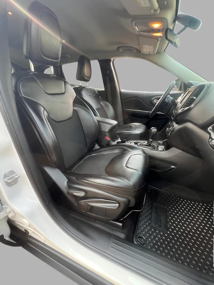 Jeep Cherokee Altitude 4x4 2019