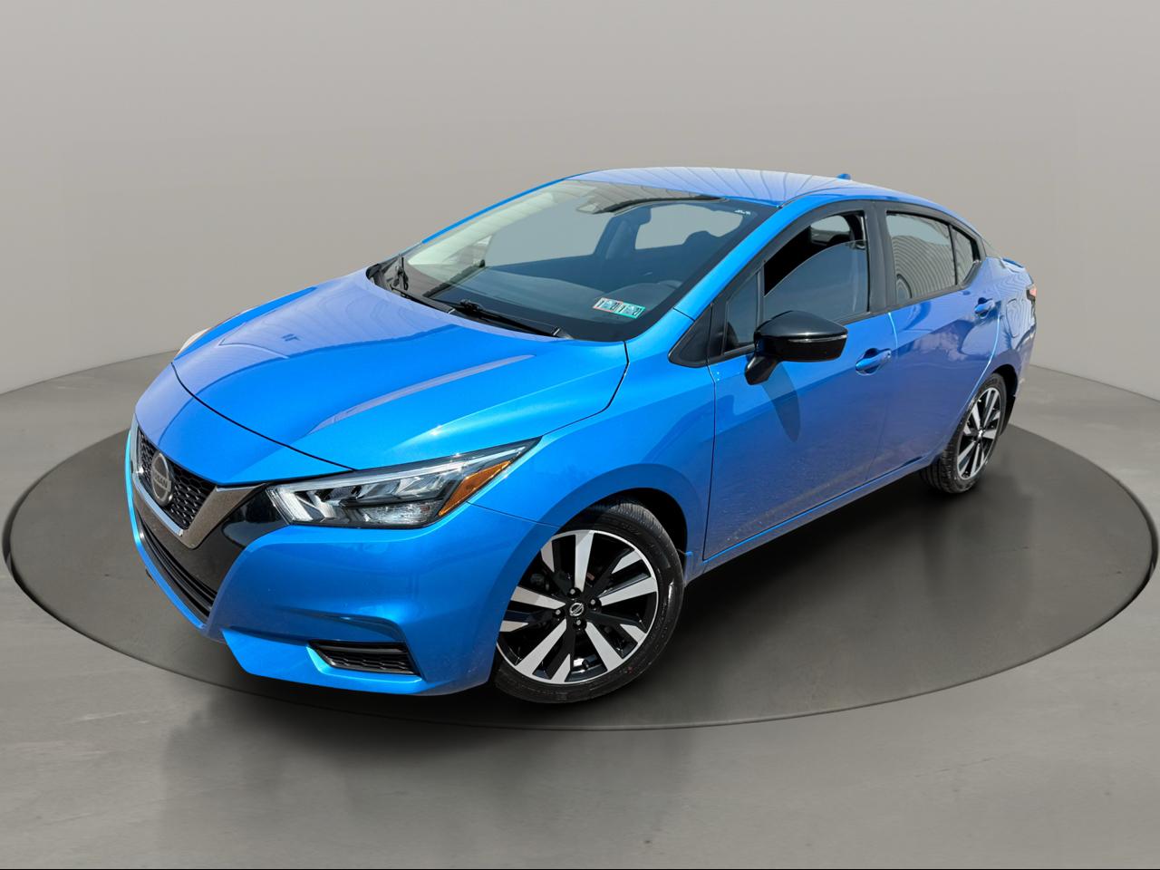 Nissan Versa SR CVT 2022