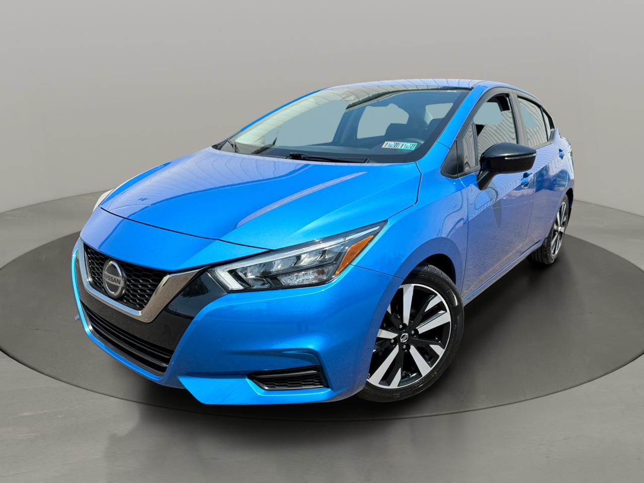 Nissan Versa SR CVT 2022