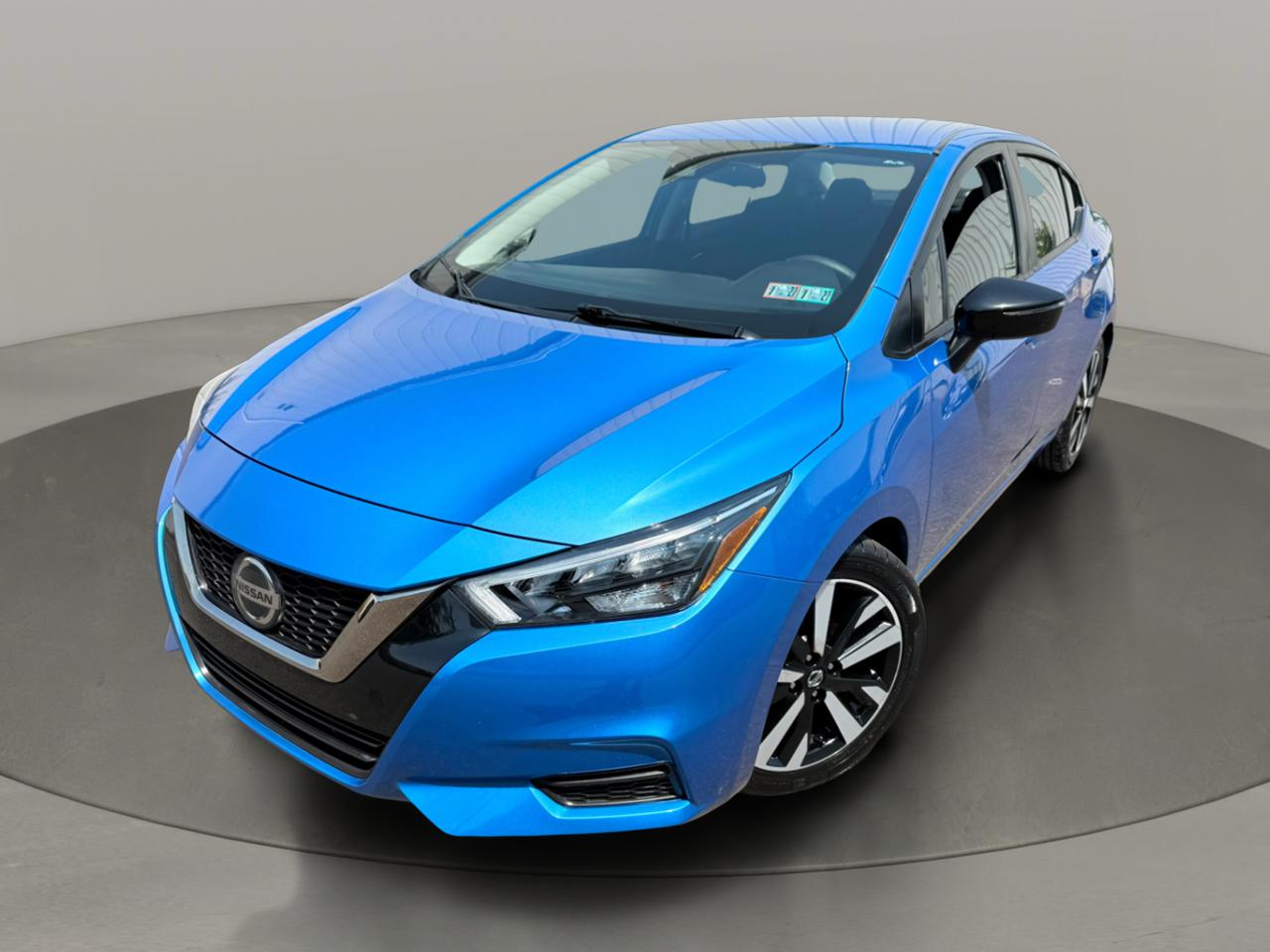 Nissan Versa SR CVT 2022