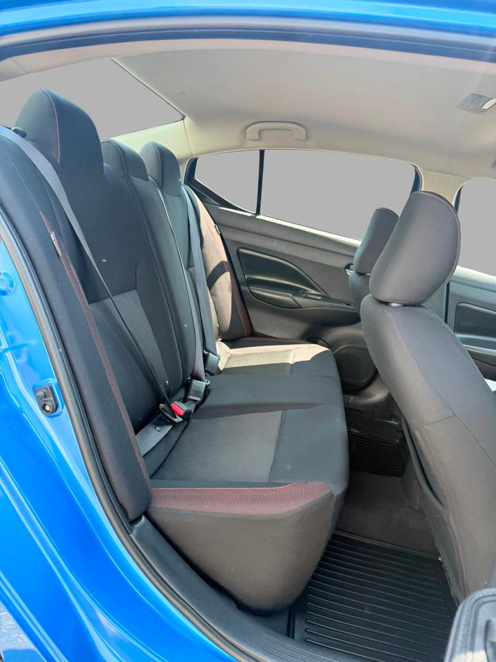 Nissan Versa SR CVT 2022