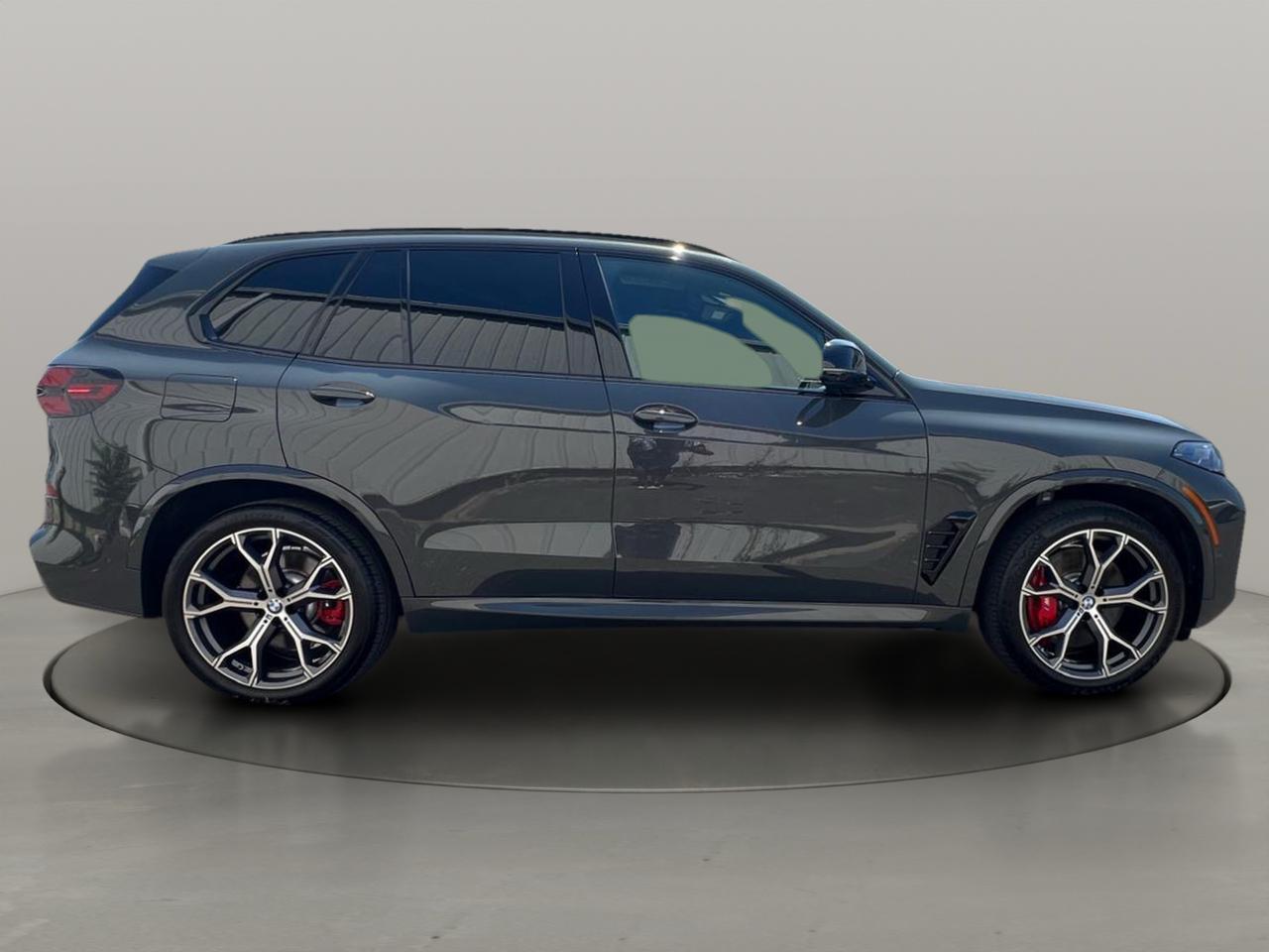 BMW X5 M60i Sports Activity Vehicle 2024