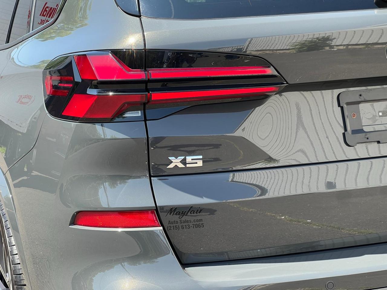 BMW X5 M60i Sports Activity Vehicle 2024