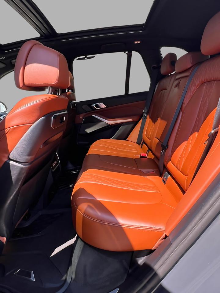 BMW X5 M60i Sports Activity Vehicle 2024