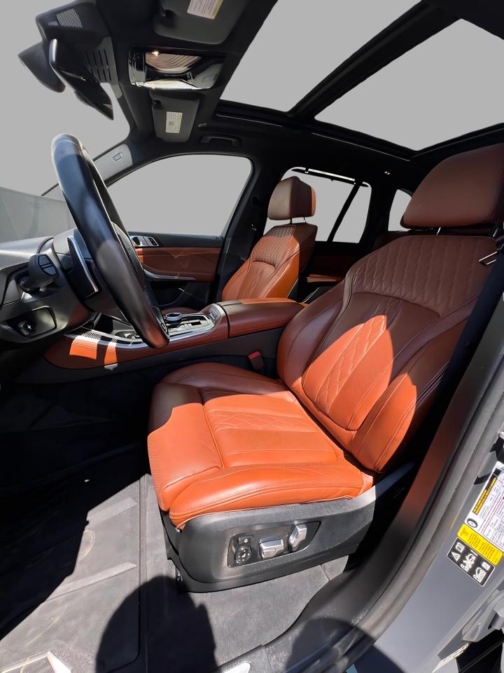 BMW X5 M60i Sports Activity Vehicle 2024