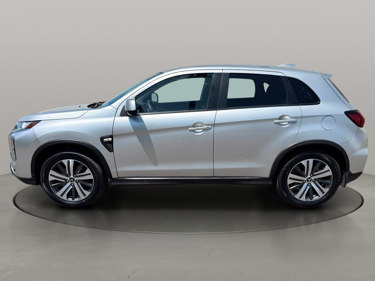 Mitsubishi Outlander Sport ES 2.0 CVT 2022
