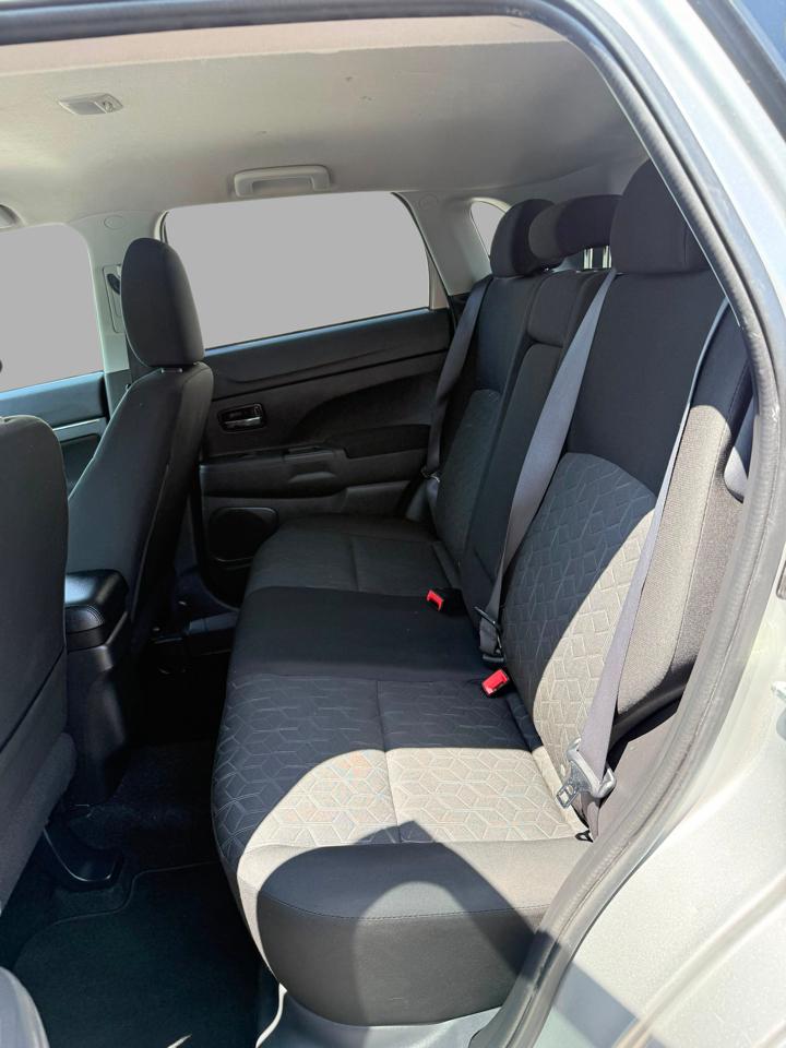 Mitsubishi Outlander Sport ES 2.0 CVT 2022