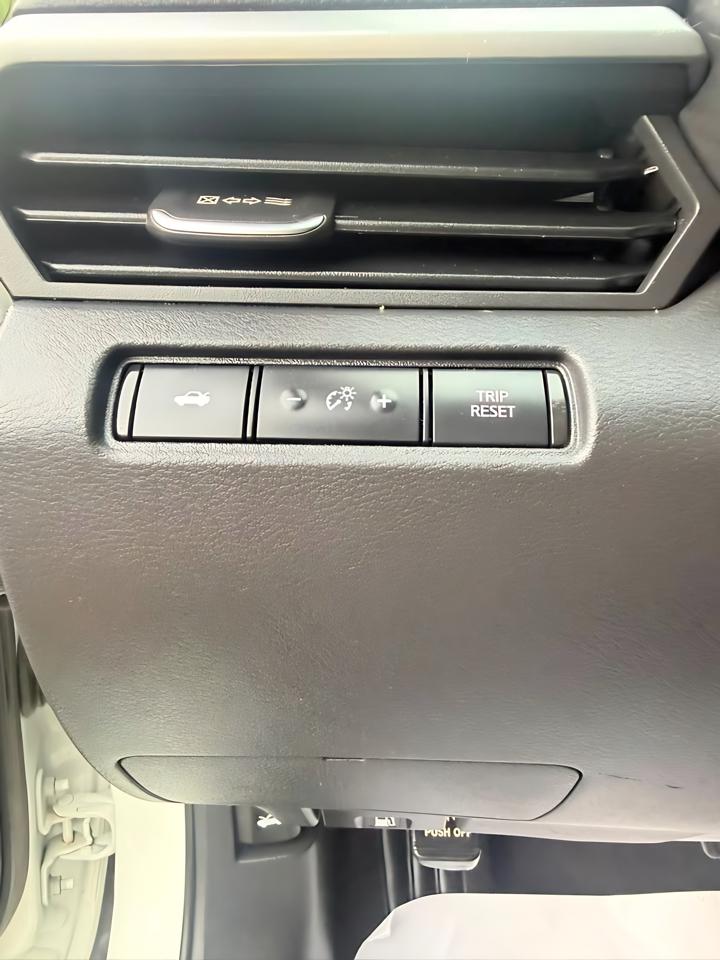 Nissan Altima 2.5 SR Sedan 2022
