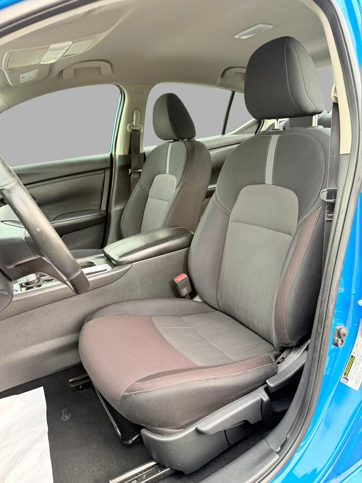 Nissan Sentra SV CVT 2022