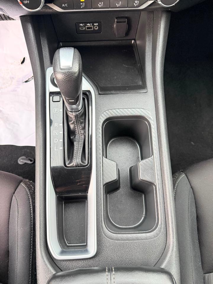 Nissan Sentra SV CVT 2022