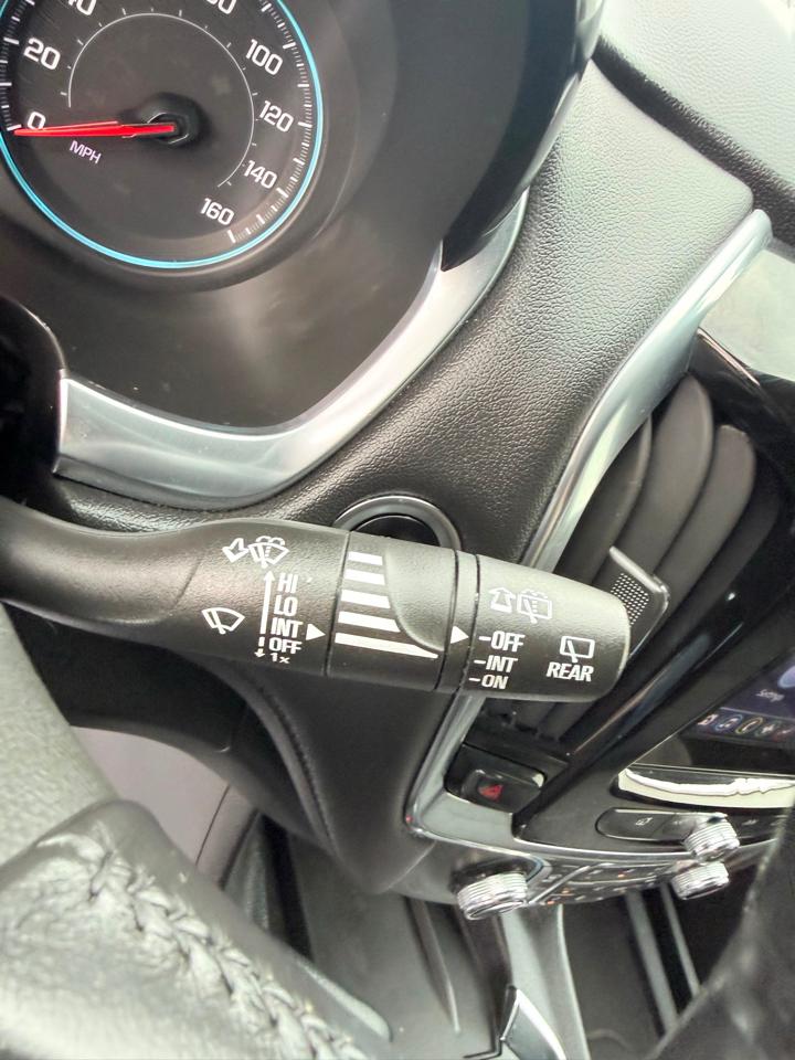 Chevrolet Traverse FWD 4dr LT Cloth w/1LT 2022