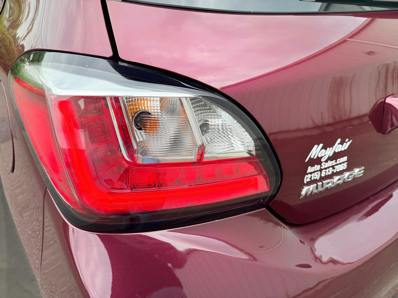 Mitsubishi Mirage Carbonite Edition CVT 2021