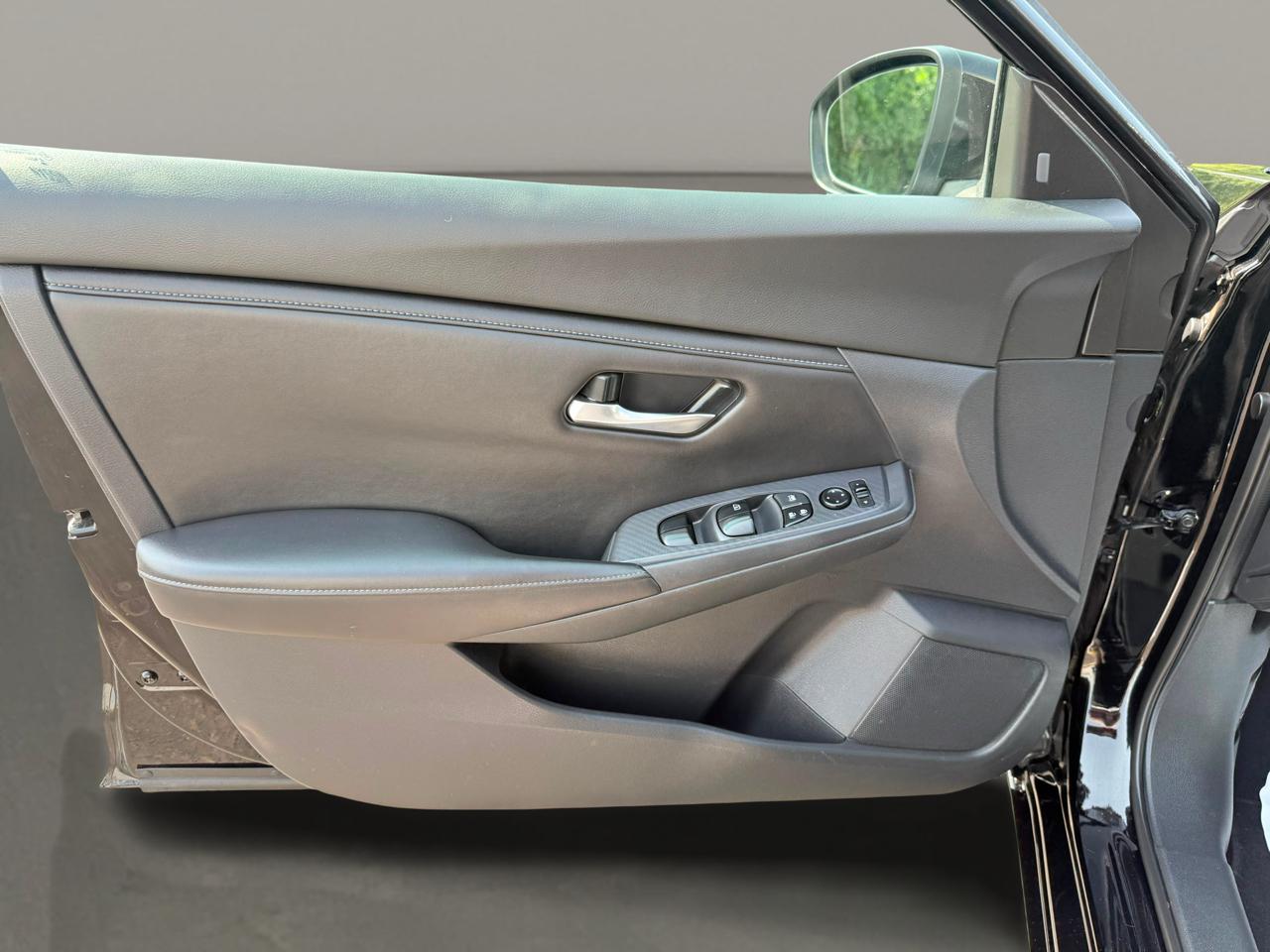 Nissan Sentra SV CVT 2020