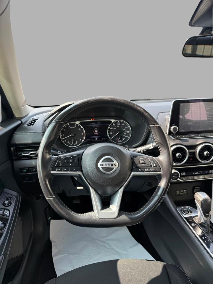 Nissan Sentra SV CVT 2020