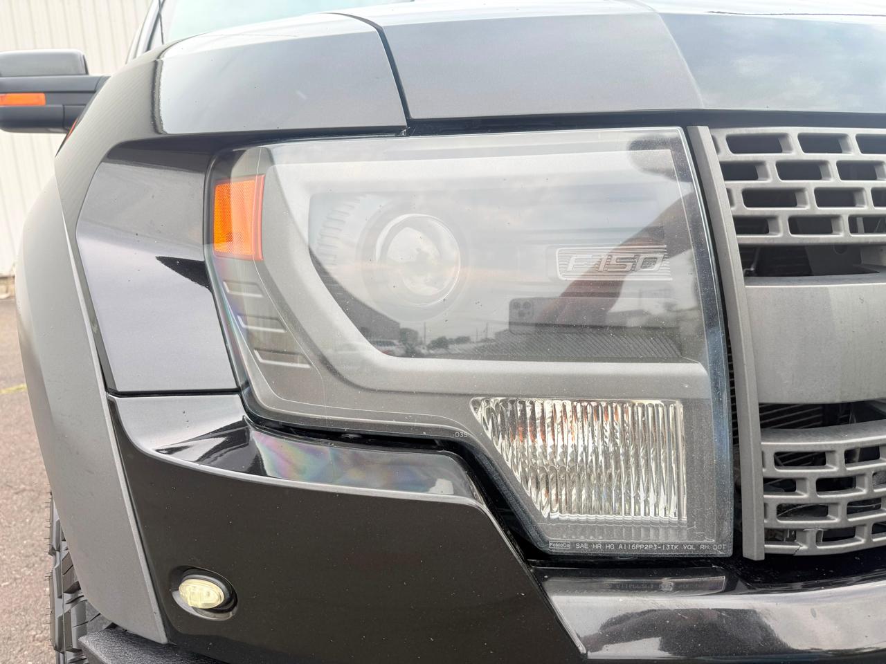 Ford F-150 4WD SuperCrew 145" SVT Raptor 2014