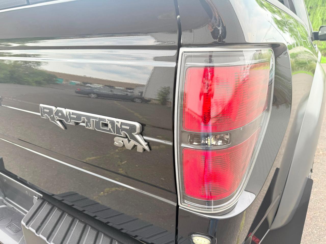 Ford F-150 4WD SuperCrew 145" SVT Raptor 2014
