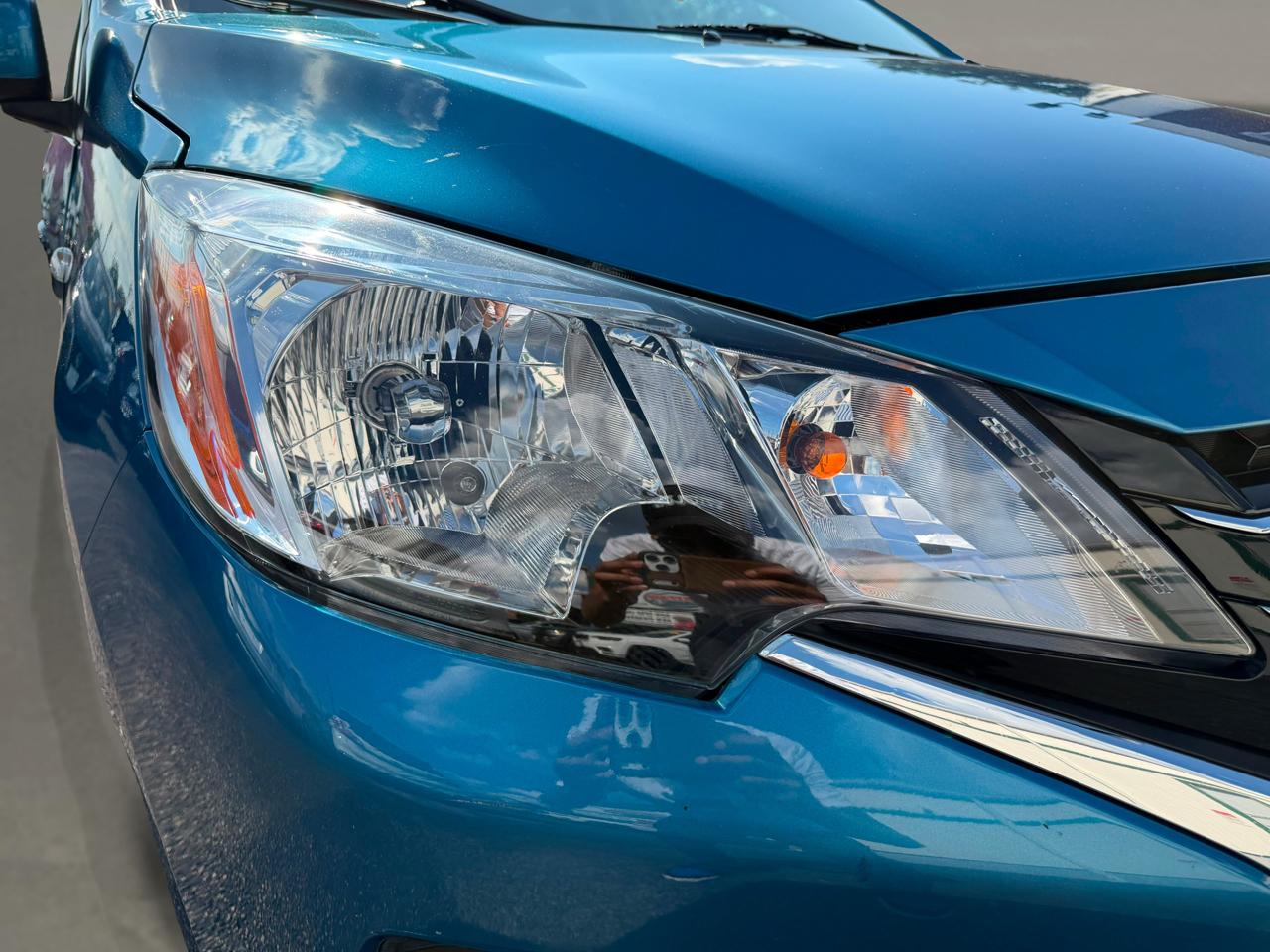 Mitsubishi Mirage ES CVT 2024
