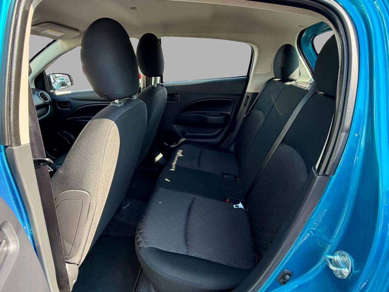 Mitsubishi Mirage ES CVT 2024