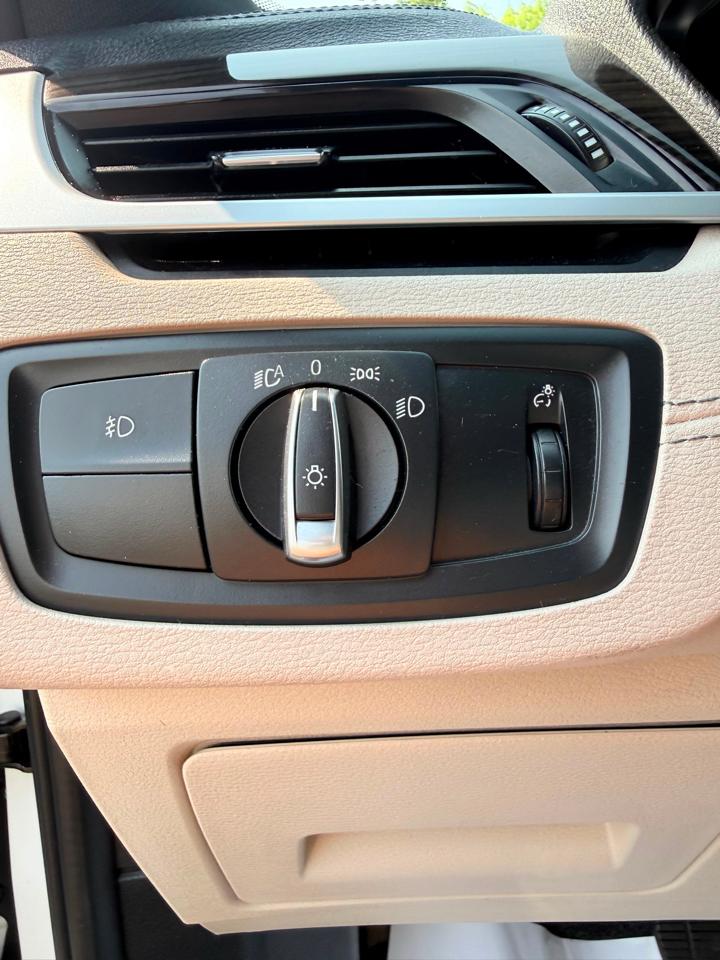 BMW X1 xDrive28i Sports Activity Vehicle 2020