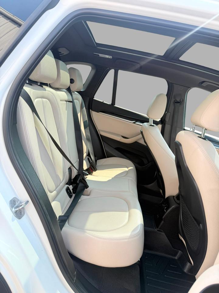 BMW X1 xDrive28i Sports Activity Vehicle 2020