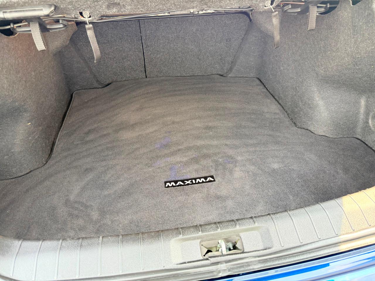 Nissan Maxima SV 3.5L 2020