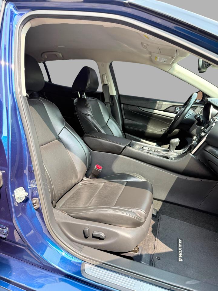 Nissan Maxima SV 3.5L 2020