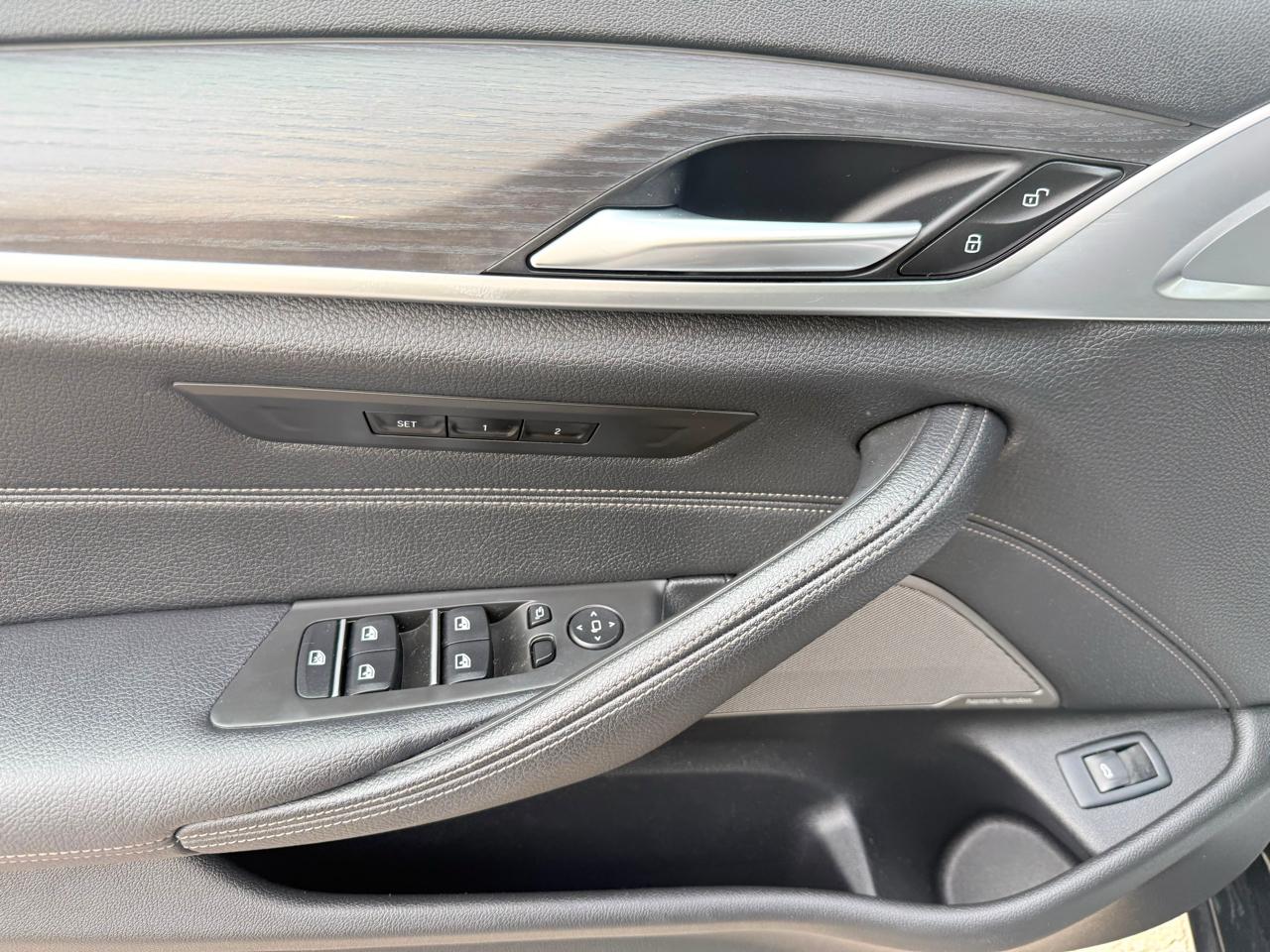 BMW 5 Series 540i xDrive Sedan 2023